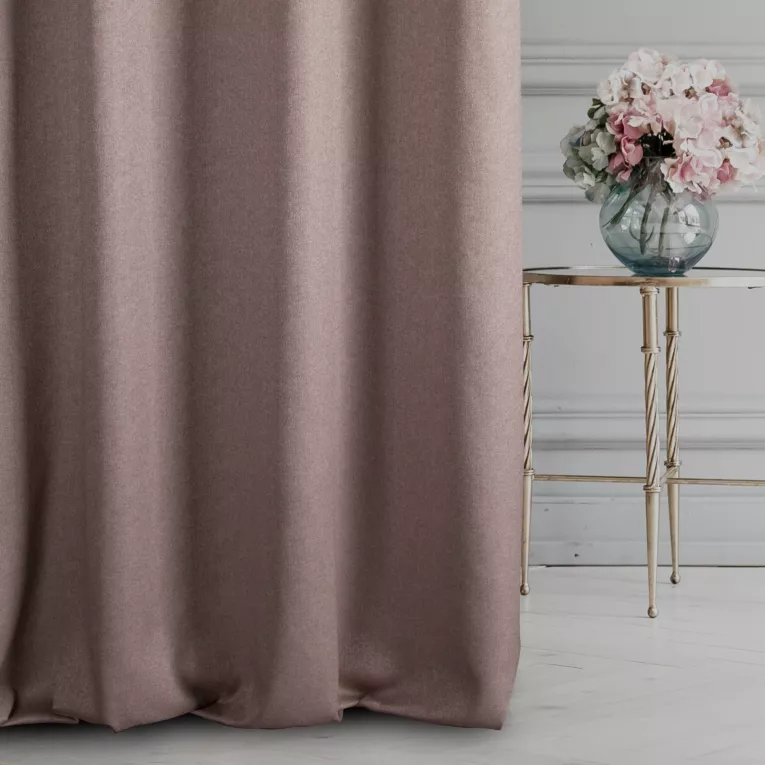 Zasłona szyta na taśmie fala ALINE pudrowo różowa z tkaniny o naturalnym splocie z efektem melanżu