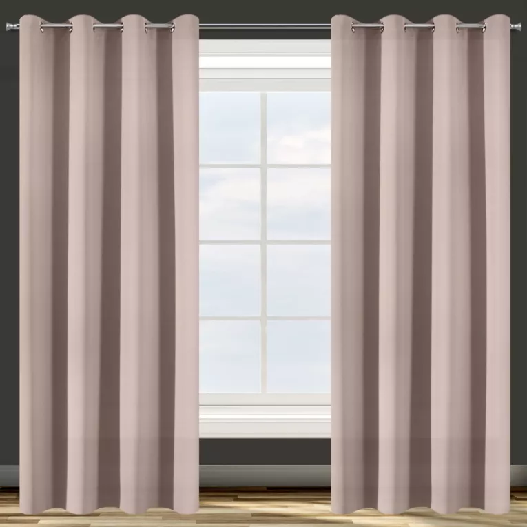 Zasłona pudrowo różowa z gładkiej tkaniny zaciemniająca typu blackout 135x250 cm przelotka PARISA  DESIGN 91