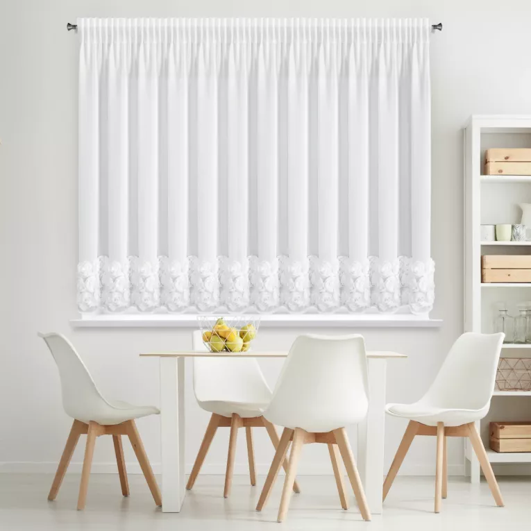 Firana biała zdobiona pasem aplikacji 3D róż 300x120 cm taśma ROSES Eva Minge Eurofirany