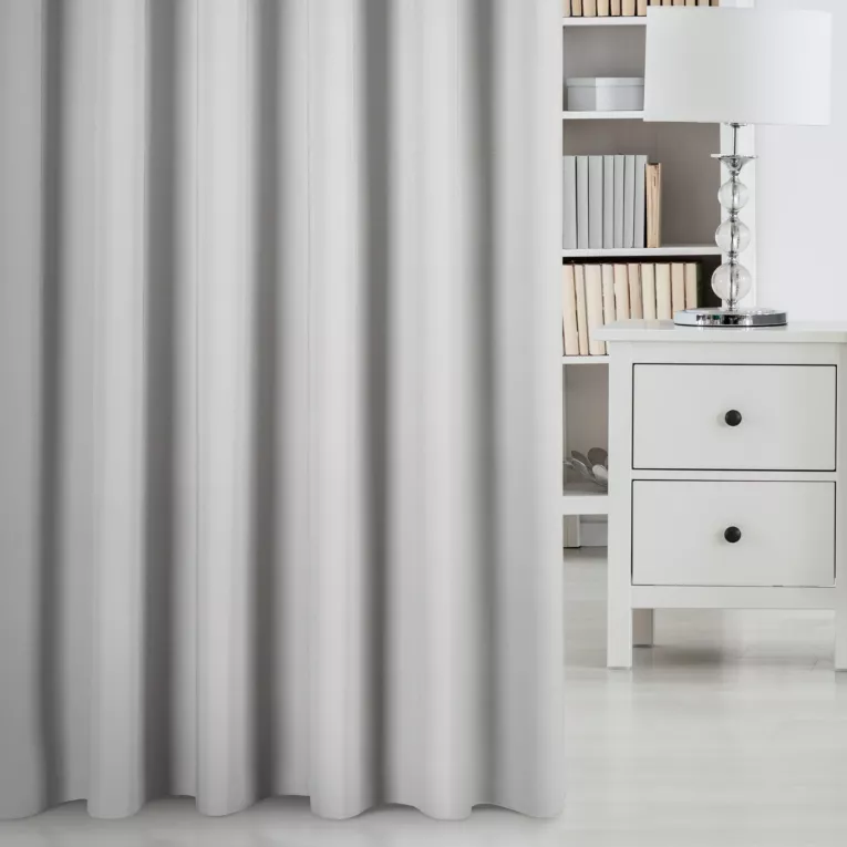 Firana szyta na taśmie 8 cm LUMIERE srebrna Z MATOWEJ, MIĘKKIEJ TKANINY O GĘSTYM SPLOCIE