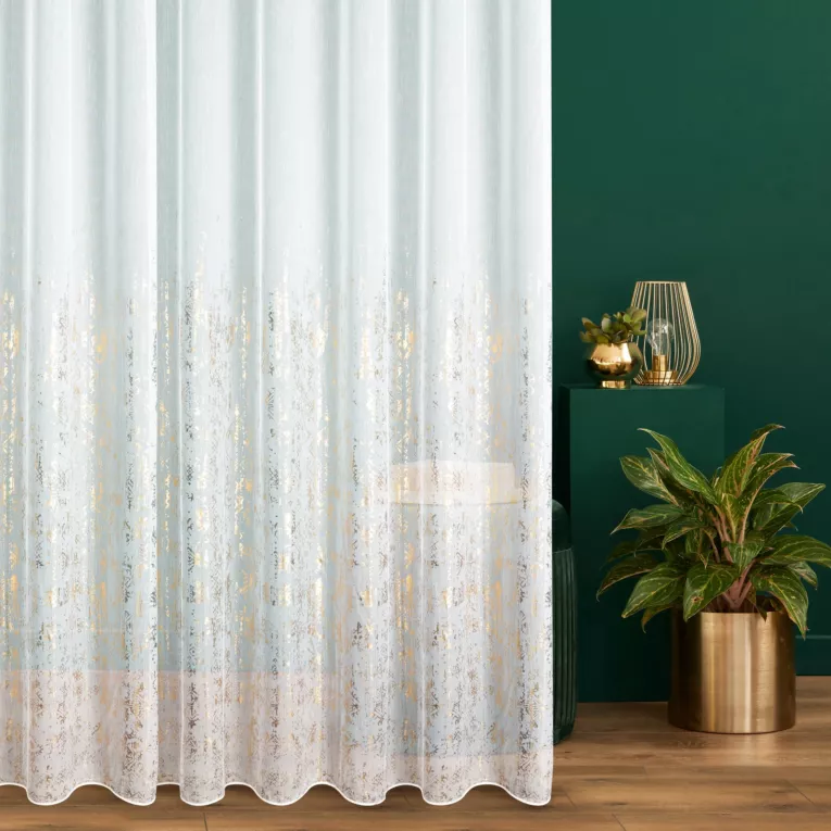 Firana szyta na taśmie fala biało złocista z tkaniny typu ADEN z efektem deszczyku, zdobionej niereguralnym złocistym nadrukiem, wykończona obciążnikiem