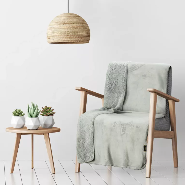 Narzuta, koc  na fotel 70x160 cm srebrny z miękkiego polaru ze strukturą baranka TEDY EUROFIRANY PREMIUM