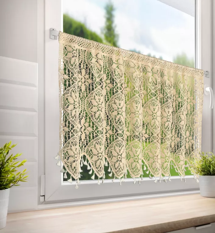Zazdrostka jansobeżowa ażurowa  w stylu boho zdobiona subtelnymi frędzelkami 150x60 cm tunel MOLY  Eurofirany