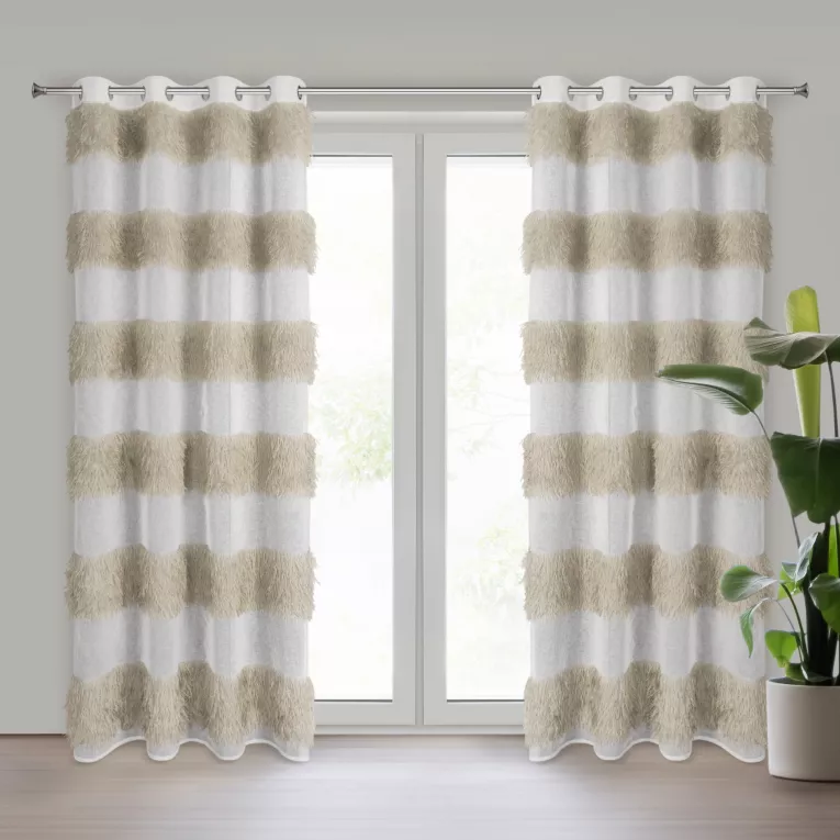 Firana biało, beżowa z etaminy zdobiona moherową nicią 140x250 cm przelotka MARGARET 3 Eurofirany