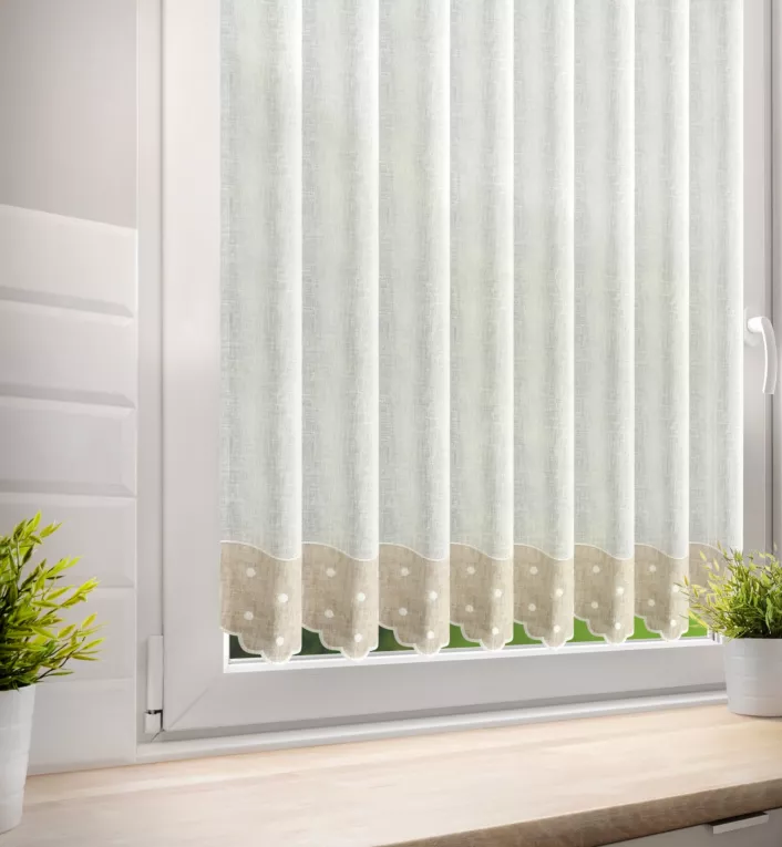 Tkanina firanowa zazdrostka z etaminy z haftem Eurofirany