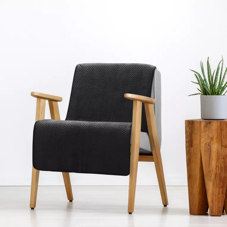 Narzuta welwetowa na fotel czarna 70x160 cm pikowana w jodełkę metodą hot press SOFIA EUROFIRANY PREMIUM