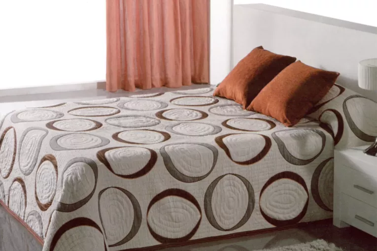 Narzuta na łóżko NADIR Eurofirany