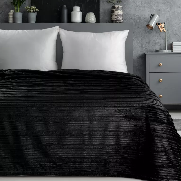 Koc 150x200 cm czarny, typu flano z wzorem 3D NINA Eurofirany