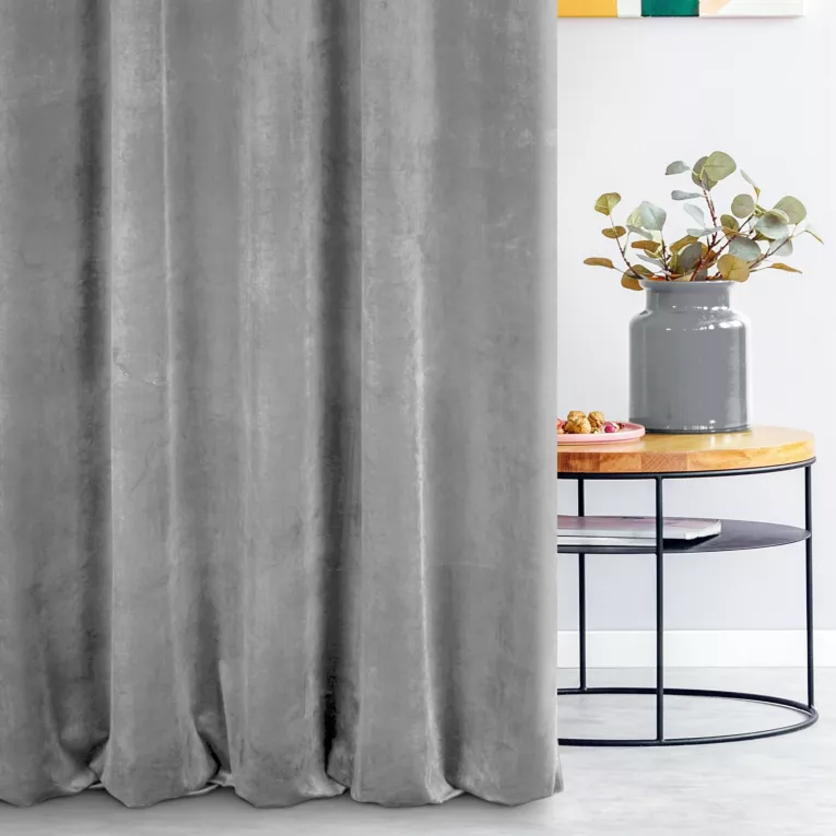 Tkanina zasłonowa welwet o miękkiej z delikatnym połyskiem strukturze