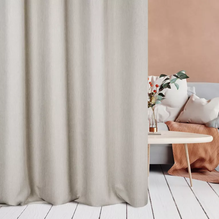 Tkanina zasłonowa zdobiona drobnym strukturalnym wzorem Eurofirany