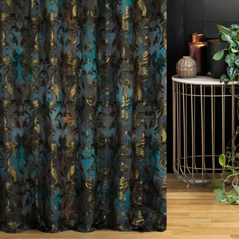 Zasłona szyta na taśmie fala ciemnoturkusowo złota z miękkiej tkaniny w elegancki ornamentowy wzór
