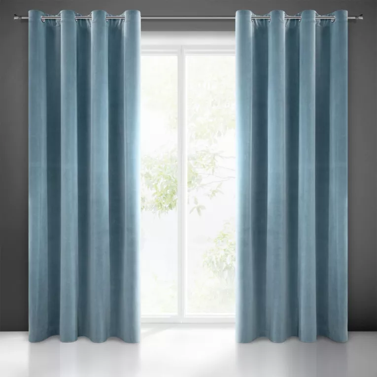 Zasłona jasnoniebieska z matowego welwetu 140x250 cm przelotka ADELLE Diva Line Eurofirany