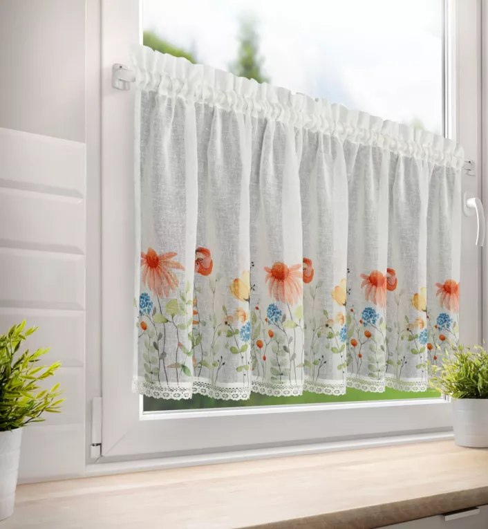 Zazdrostka biało, czerwona z etaminy zdobiona nadrukiem kwiatów i koronką 150x60 cm tunel  NATI Eurofirany