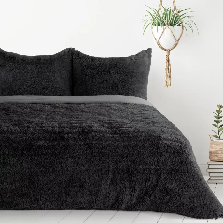 Pościel 160x200 cm z polaru kolor czarny gładka TIFFANY Design 91 Eurofirany