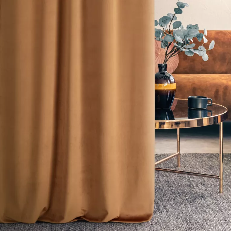 Zasłona szyta na taśmie fala ENYA pomarańczowa z miękkiej półmatowej tkaniny welwetowej