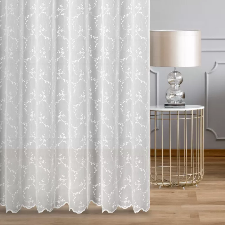 Firana szyta na tunelu biała tkanina firanowa typu ADEN zdobiona haftem po całości tkaniny
