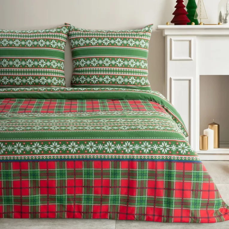 Pościel świąteczna 160x200 cm flanela bawełniana kolor zielony, czerwony z nadrukiem w stylu skandynawski AURORA Eurofirany