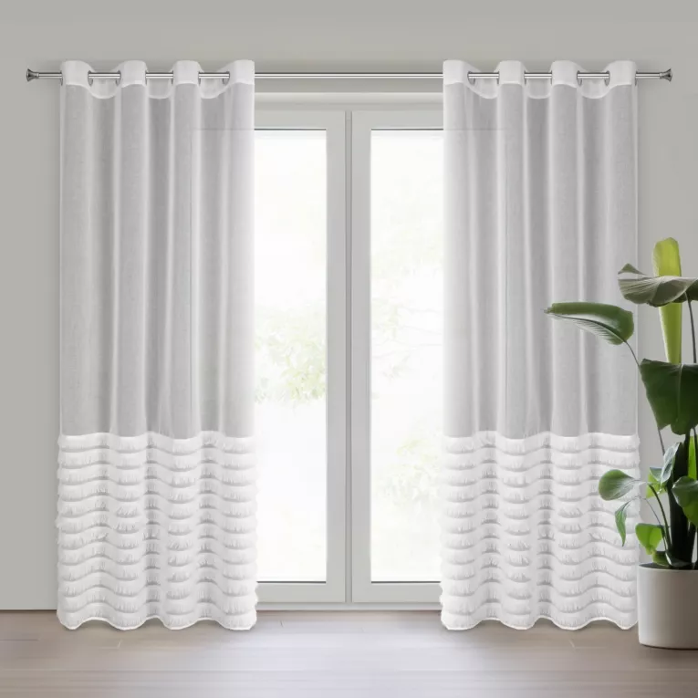 Firana biała z etaminy zdobiona w dolnej części pasami delikatnych frędzli 140x250 cm przelotka DANA 2 Eurofirany