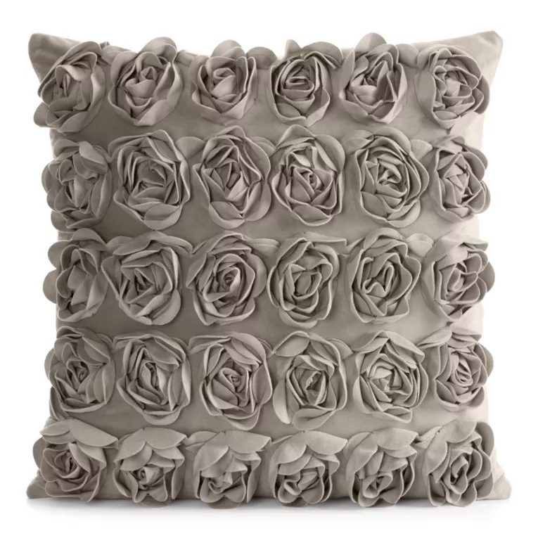 Poszewka na poduszkę 45 x 45 cm z welwetu kolor beżowy zdobiona 3D aplikacją róż ROSES Eva Minge Eurofirany