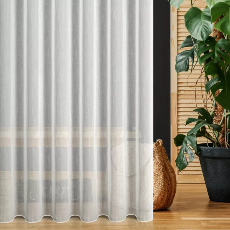 Firana szyta na flexach biała z tkaniny ze wzorem deszczyku