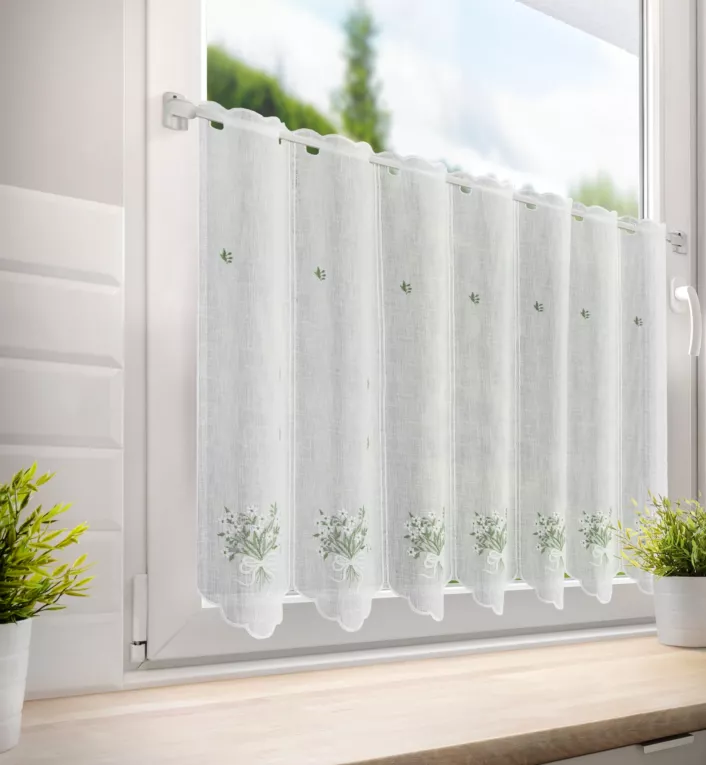 Tkanina firanowa zazdrostka zdobiona haftem drobnych kwiatów Eurofirany