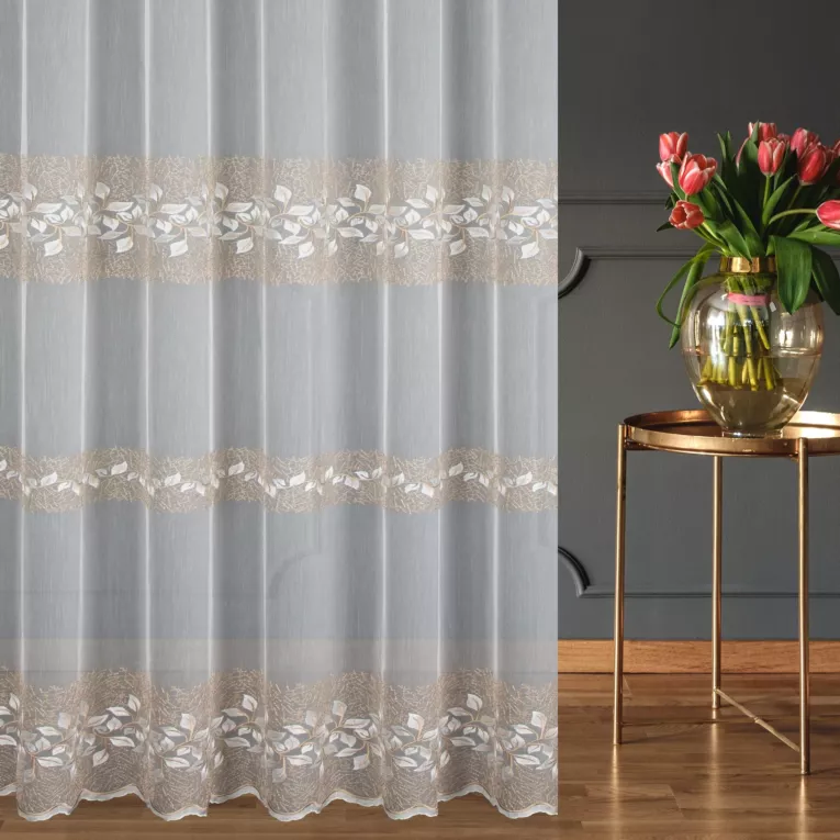 Tkanina firanowa typu aden z ozdobnym haftem Eurofirany