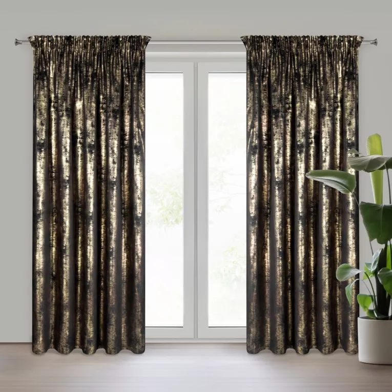 Zasłona czarno, złota zdobiona błyszczącym przecieranym wzorem z welwetu 140x270 cm taśma RENIA  Eurofirany