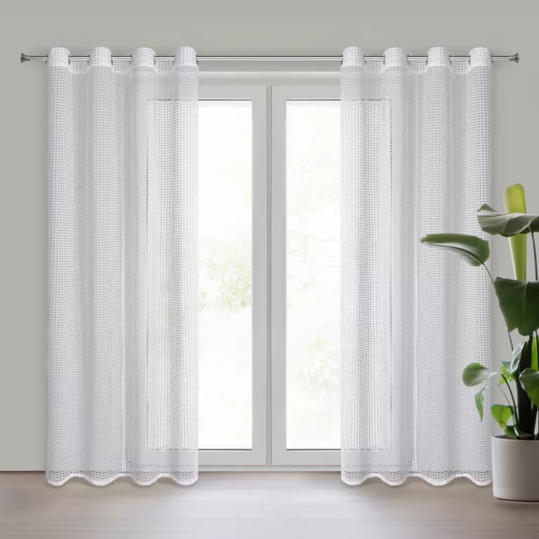 Firana biała o strukturze drobnej siatki 140x250 cm przelotka NERI Eurofirany