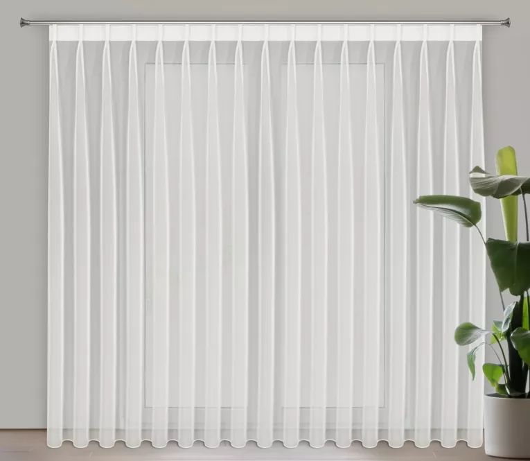 Firana kremowa z gładkiego mlecznego woalu wykończona szwem obciążającym VIOLET 200x300 cm flex 1:2 Eurofirany