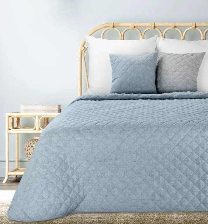 Narzuta o strukturze lnu niebieska 170x210 cm pikowana metodą hot press LEN 1 EUROFIRANY PREMIUM