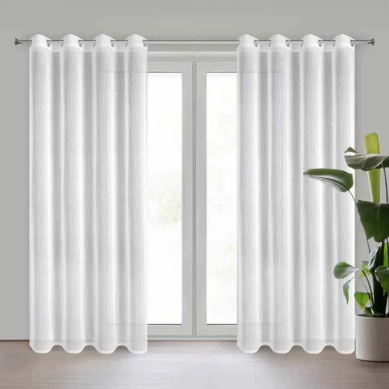 Firana biała z siateczkowej tkaniny o geometrycznym wzorze 140x250 cm przelotka - ADRI Eurofirany