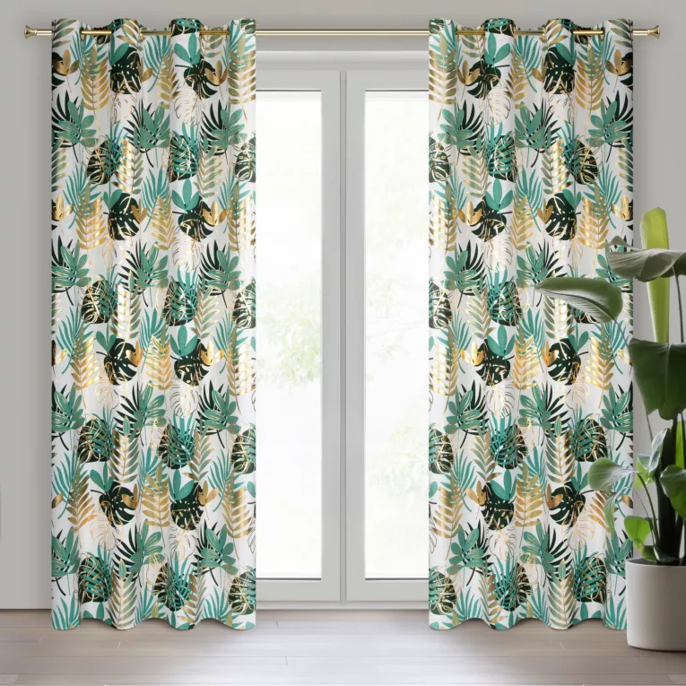 Zasłona biało, zielona zdobiona błyszczącym egzotycznym nadrukiem z tkaniny typu oxford 140x250 cm przelotka MALTA  Eurofirany
