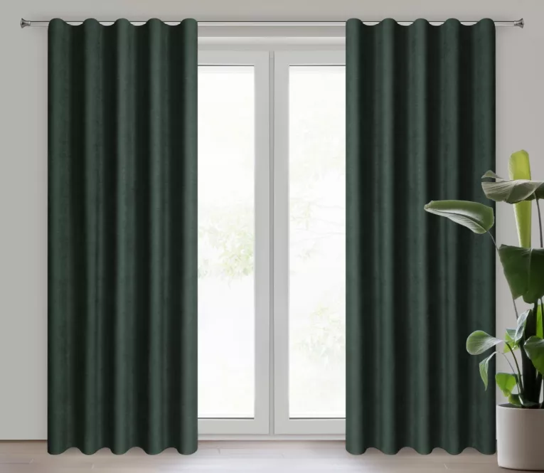 Zasłona ciemnozielona z tkaniny welurowej 70x260 cm szerokość po zmarszczeniu fala 1:2 Dora Eurofirany