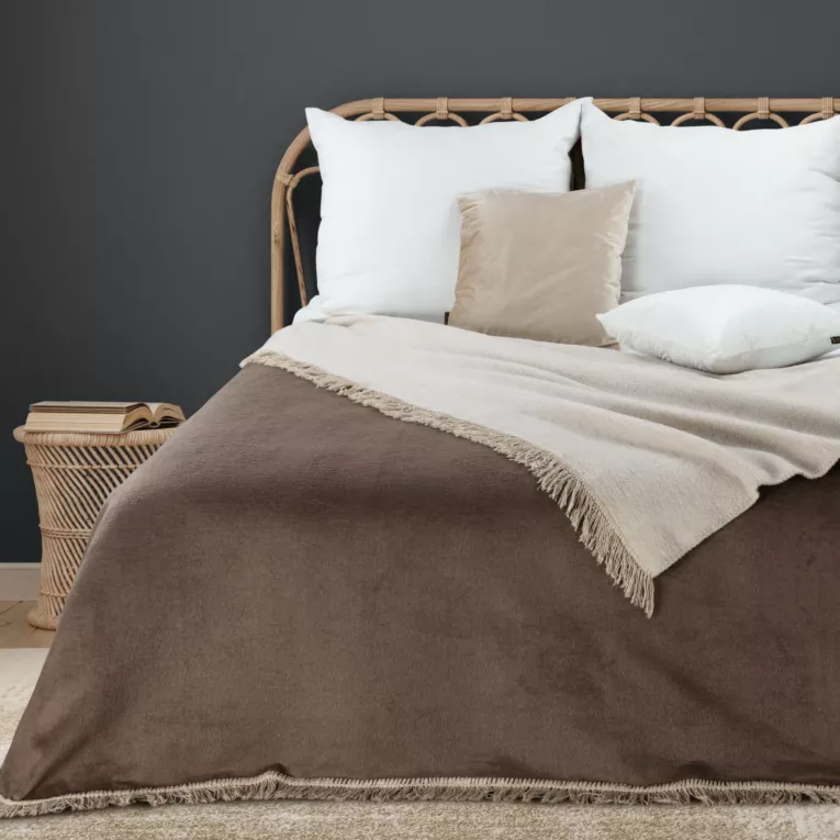 Koc bawełniano-akrylowy 220x240 cm beżowo, brązowy z frędzlami AKRYL 29 EUROFIRANY PREMIUM