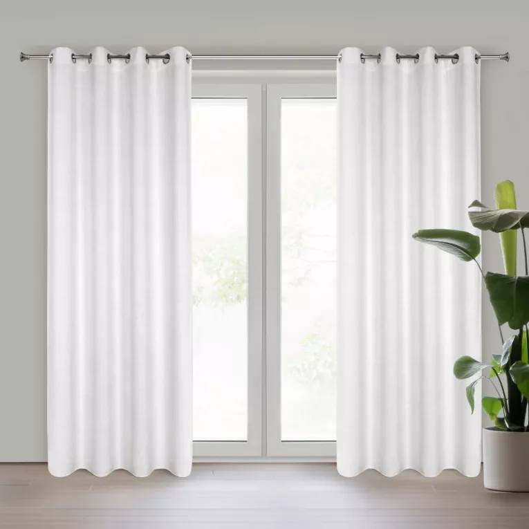 Zasłona biała z tkaniny szenilowej 135x250 przelotka ALETA Eurofirany