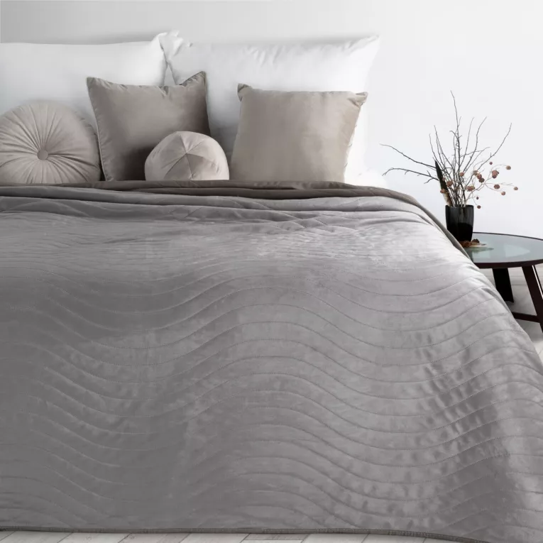 Narzuta welurowa srebrna 170x210 cm pikowana metodą hot press wzór falisty LUIZ 10 Design 91 Eurofirany