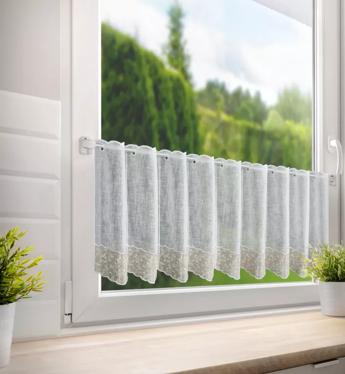 Tkanina firanowa zazdrostka z etaminy z haftem Eurofirany