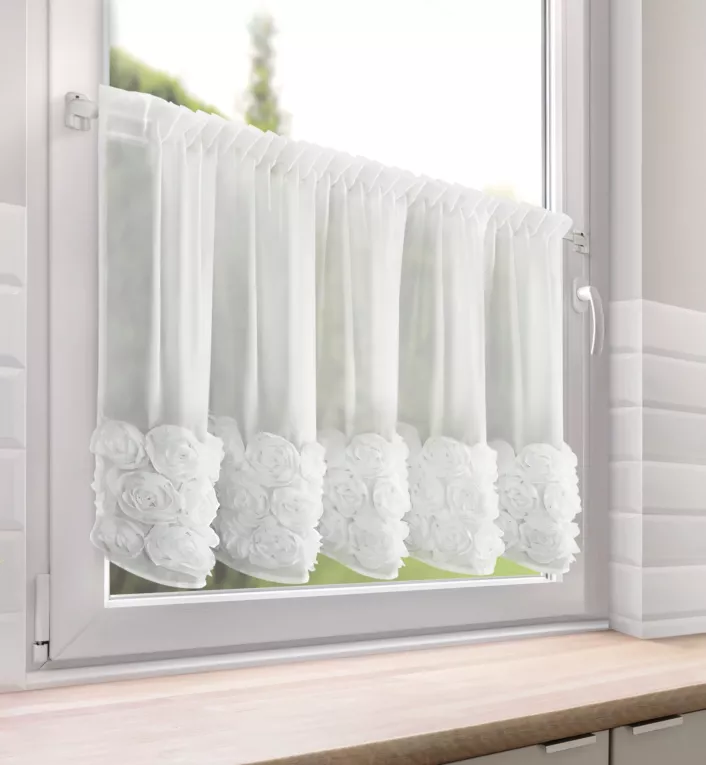 Zazdrostka biała z szyfonu zdobiona pasem 3D róż 70x150 cm taśma marszcząca - ROSES- EVA MINGE Eurofirany