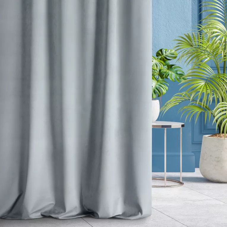 Zasłona szyta na flexach ENYA srebrna z miękkiej półmatowej tkaniny welwetowej