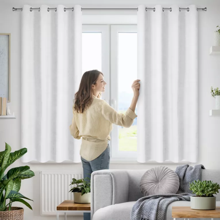 Zasłona biała z tkaniny welurowej 120x160 cm przelotka - Dora Eurofirany