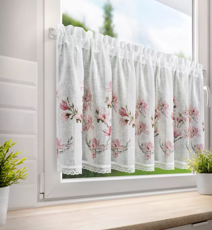 Zazdrostka biało, różowa z etaminy zdobiona nadrukiem magnolii i koronką, styl rustykalny 150x60 cm tunel AMELIA Eurofirany