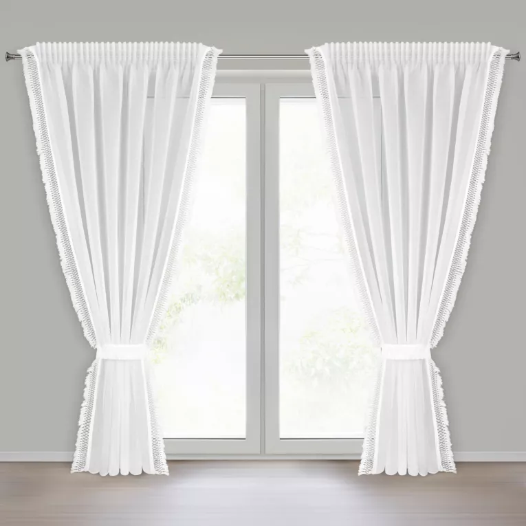 Firana biała z etaminy zdobiona na bokach subtelnymi frędzlami w zestawie troczek 140x270 cm taśma KIRA 2 Eurofirany