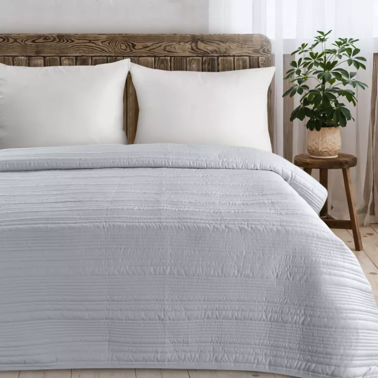 Narzuta matowa srebrna 170x210 cm pikowana metodą tradycyjną TARA EUROFIRANY PREMIUM