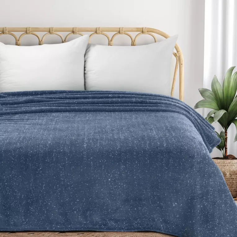 Koc  150x200 cm granatowo, srebrny z dodatkiem lśniącej nici BLINK DESIGN 91 Eurofirany