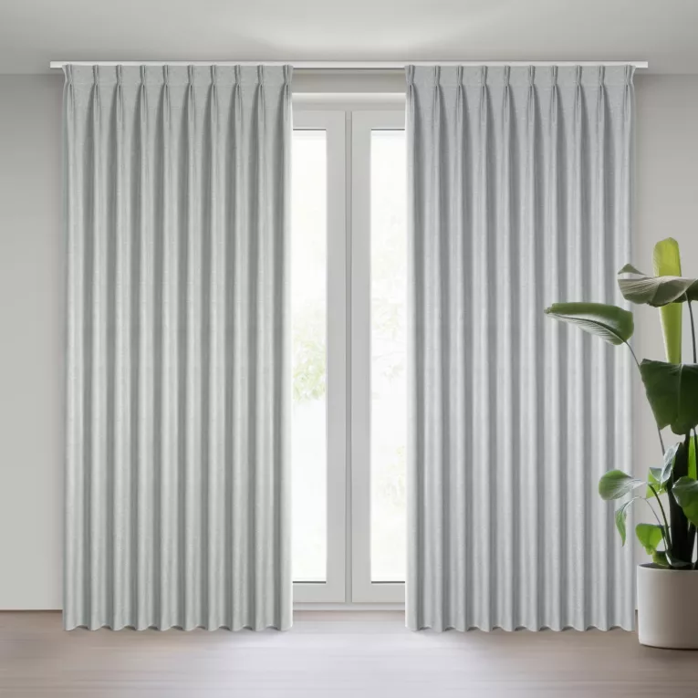 Zasłona srebrna z 100% zaciemniającej tkaniny typu blackout 125x270 cm system flex - NELISA Eurofirany