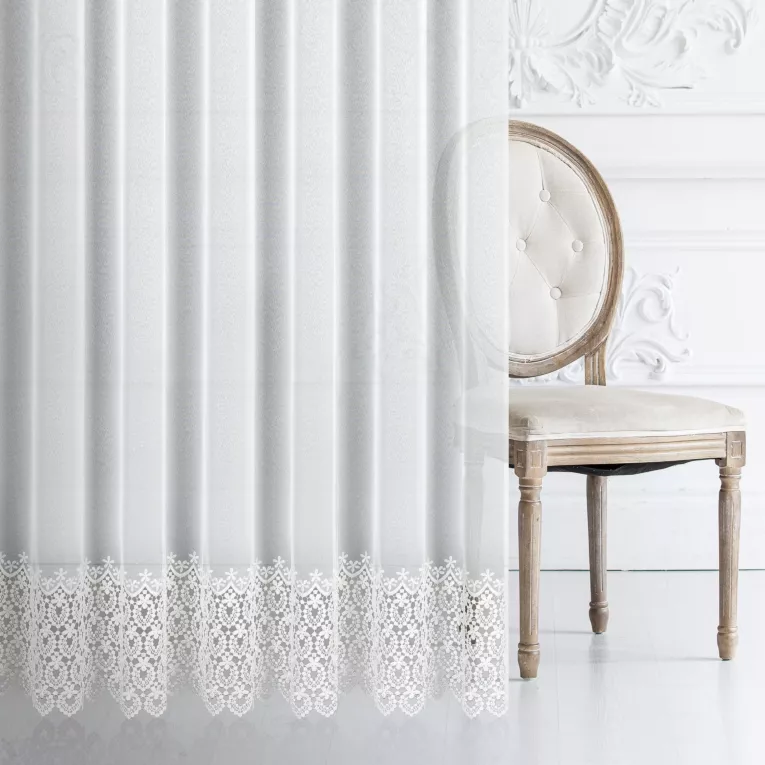 Tkanina firanowa matowa markizeta zdobiona pasem gipiury Eurofirany