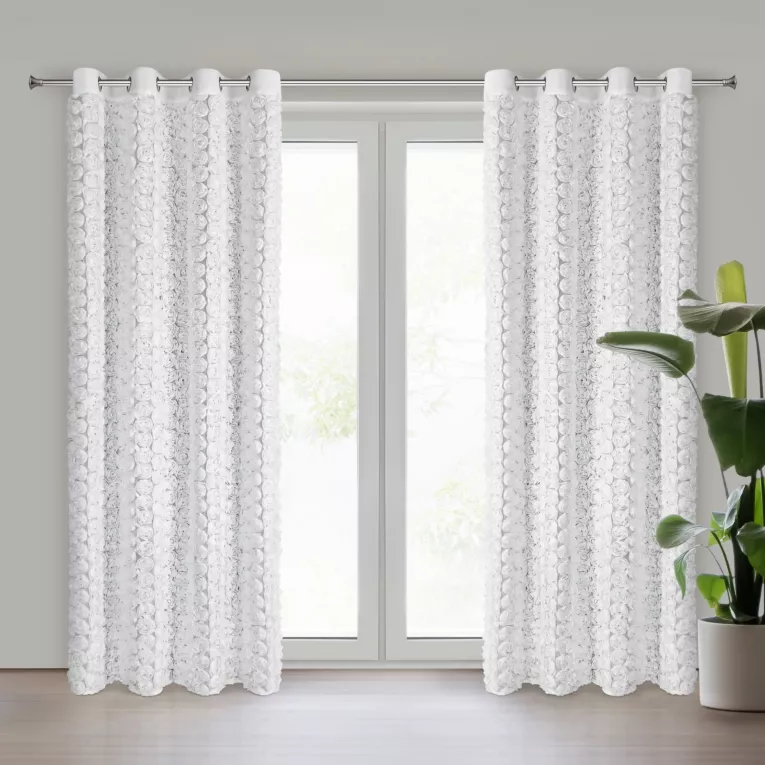 Zasłona biała z szyfonu zdobiona różami 3D 140x250 cm przelotka - ROSES Eva Minge Eurofirany