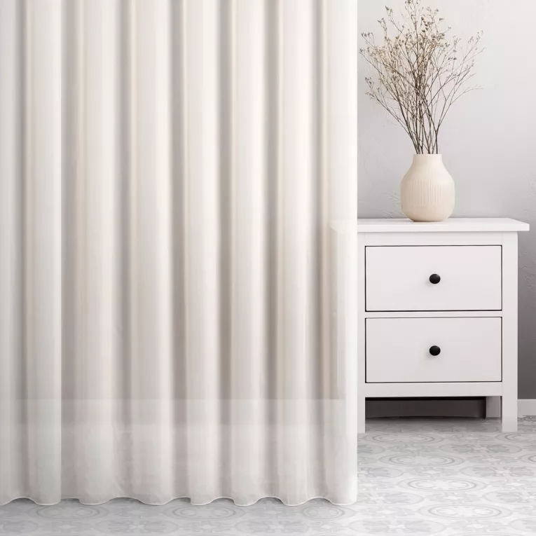 Firana szyta na taśmie fala perłowa z delikatnej elaganckiej tkaniny, wykończonej obciążnikiem