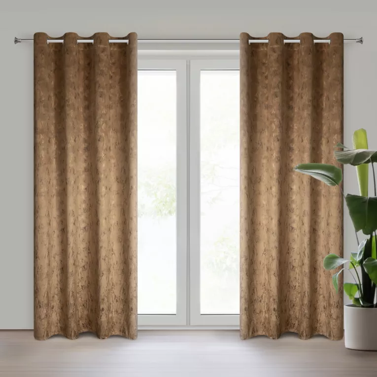 Zasłona miodowo, złota z efektem błyszczącej przecierki z welwetu 140x250 cm przelotka KORNELIA Eurofirany