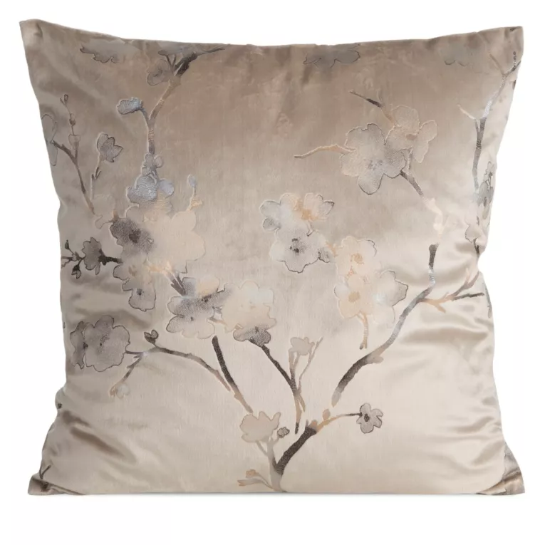 Poszewka na poduszkę 45x45 cm welwetowa zdobiona nadrukiem kwiatu jabłoni beżowo, szampańska SELENA Eurofirany
